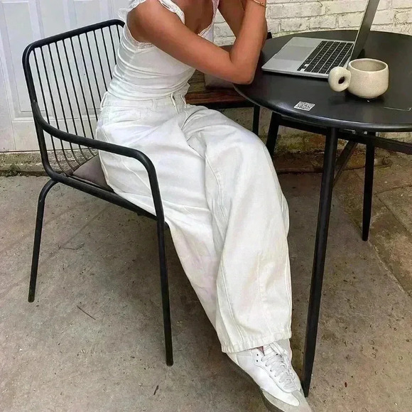 White Casual Women's Solid Color Loose Denim Pants - Picture 6 of 9